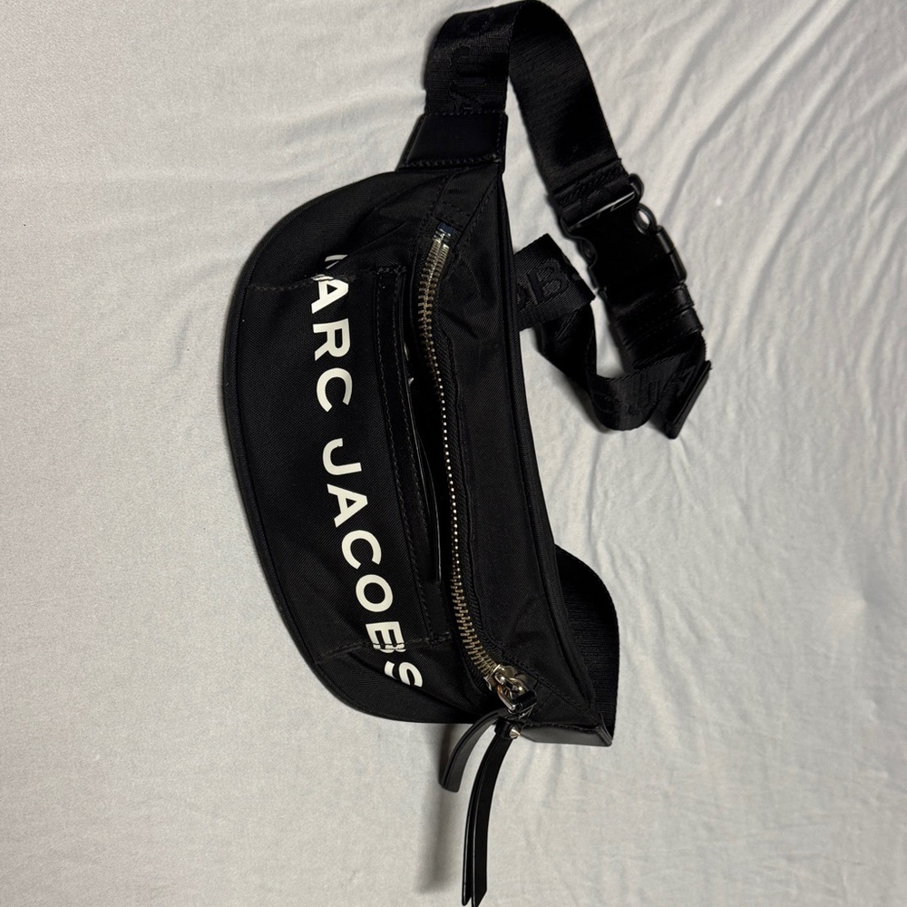 Marc Jacobs belt bag